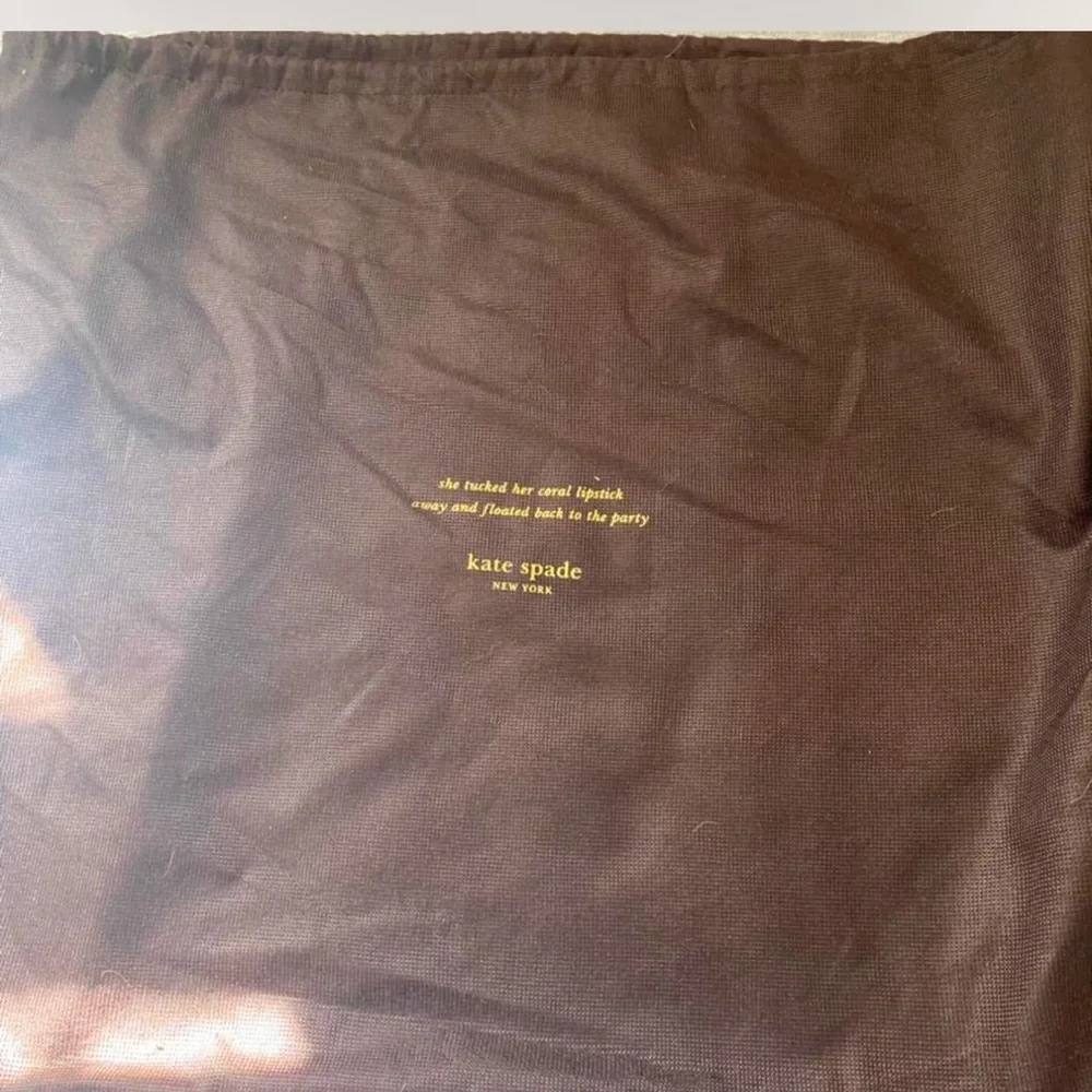 Kate Spade purse - Picture 4 of 4